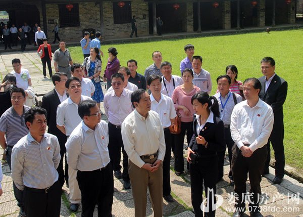 齐续春一行参观富厚堂