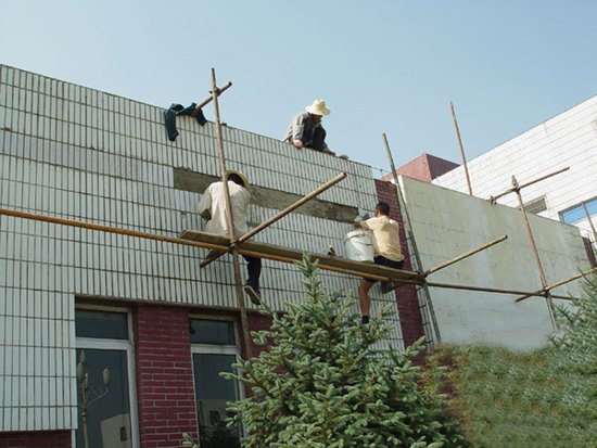 沉睡的住宅维修金:支取难 许多房屋“应修未修”